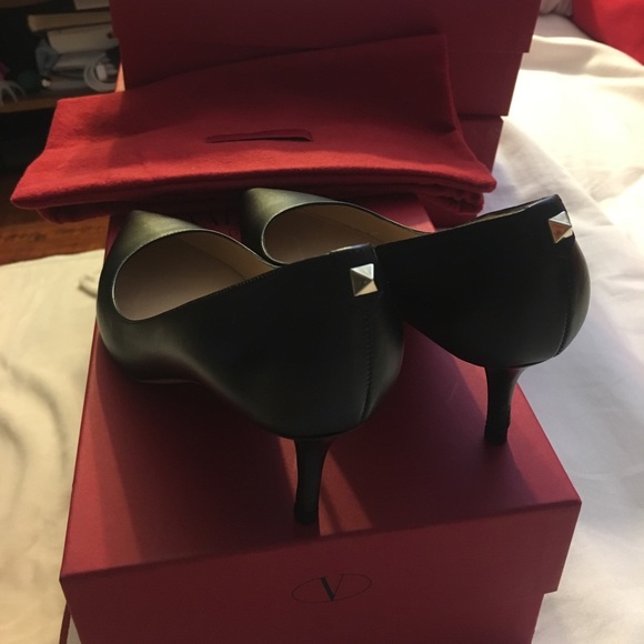Valentino leather rockstud pumps - Picture 2 of 8